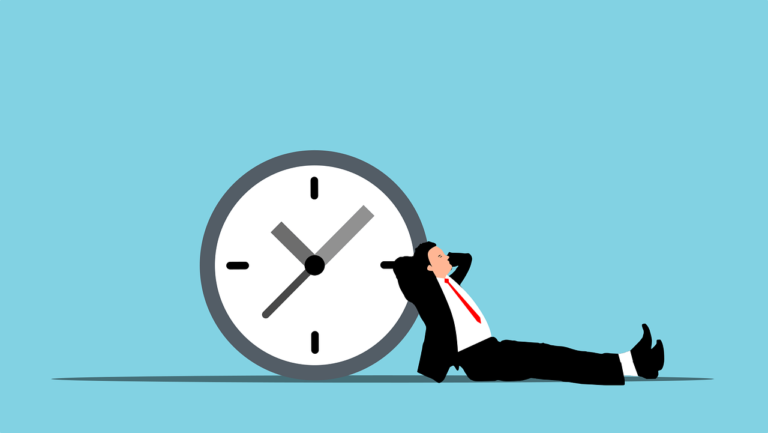 Logging in ten minutes early: does it count as working time?